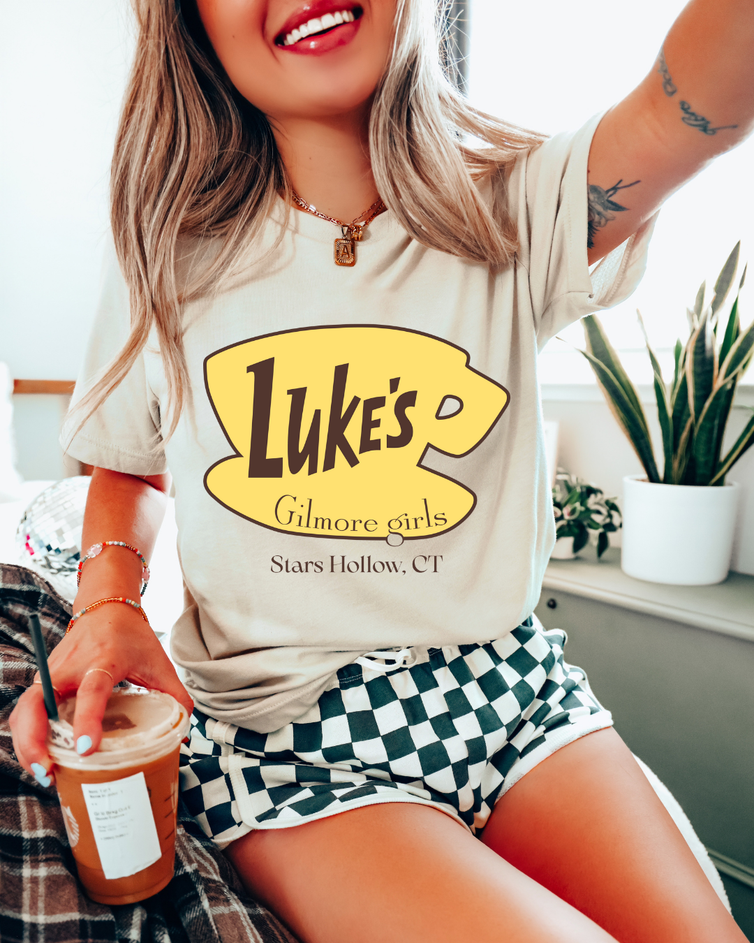 Uncommon Label - Luke's Diner Gilmore Girl Adult Tee