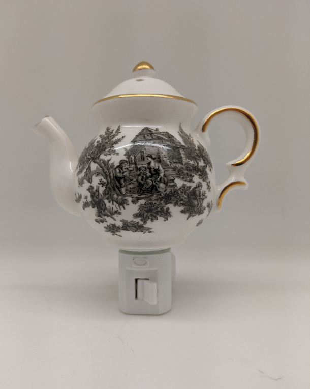 Green Pastures Wholesale - English Toile Teapot Nightlight