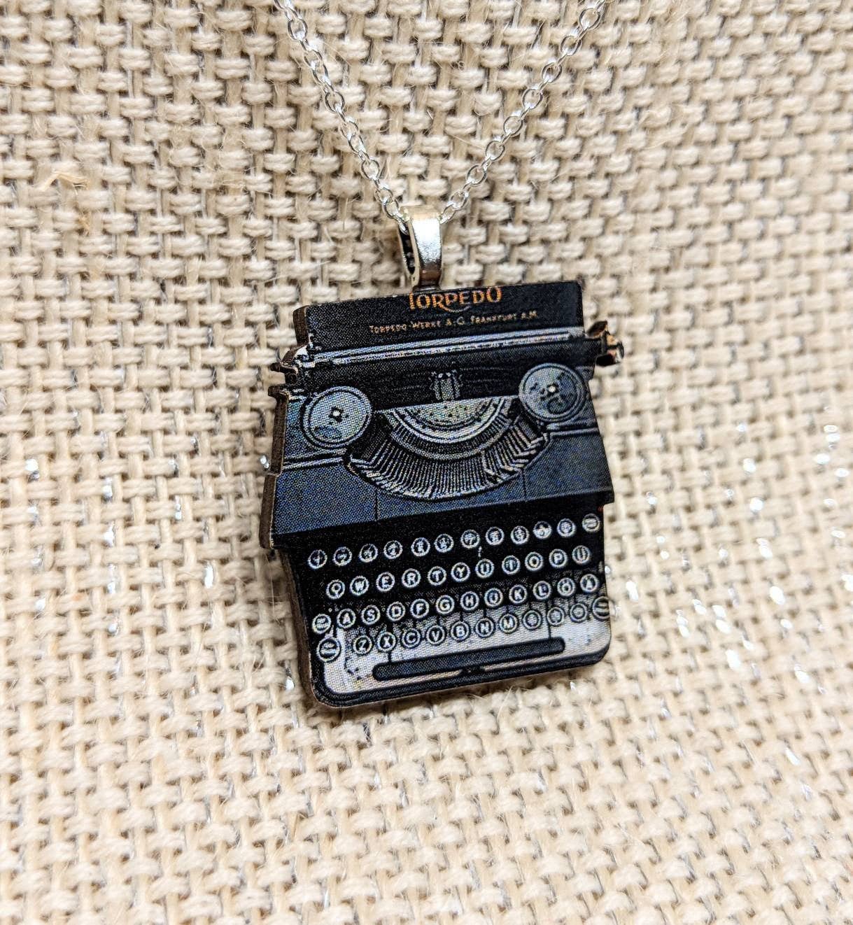 Iamsonotcool - Typewriter Pendant Necklace