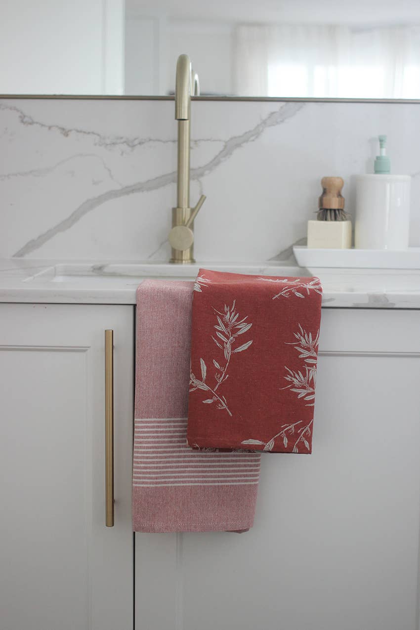 Raine & Humble - Tea Towels Set of Two, Olives Cinnamon