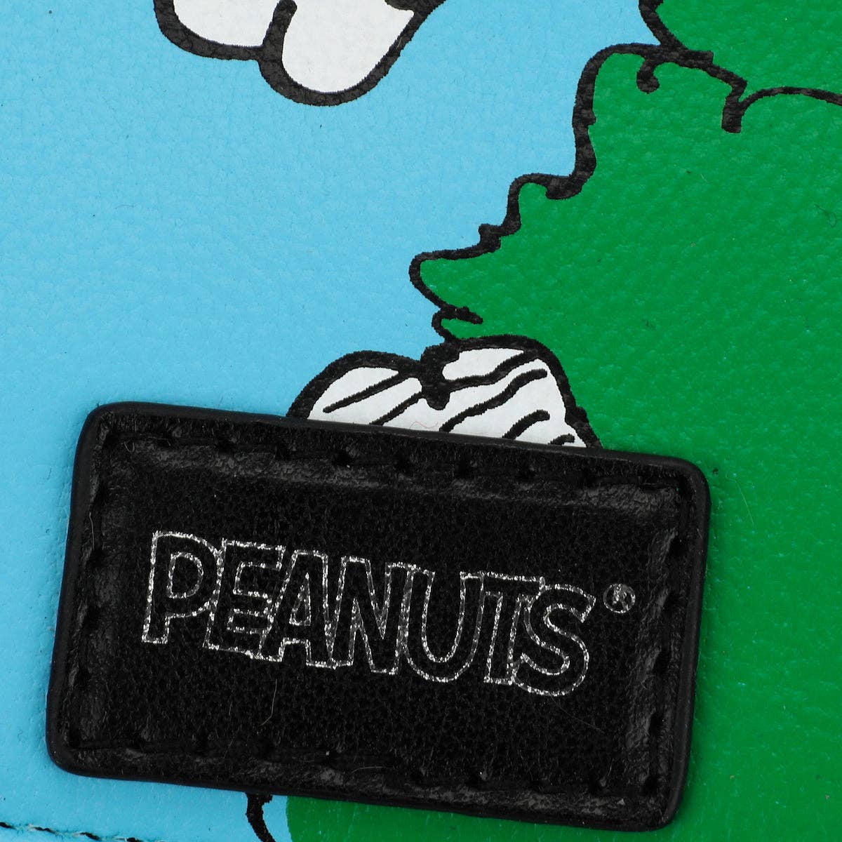 Bioworld Merchandising - Peanuts 3D Snoopy & Woodstock Women's Card Wallet