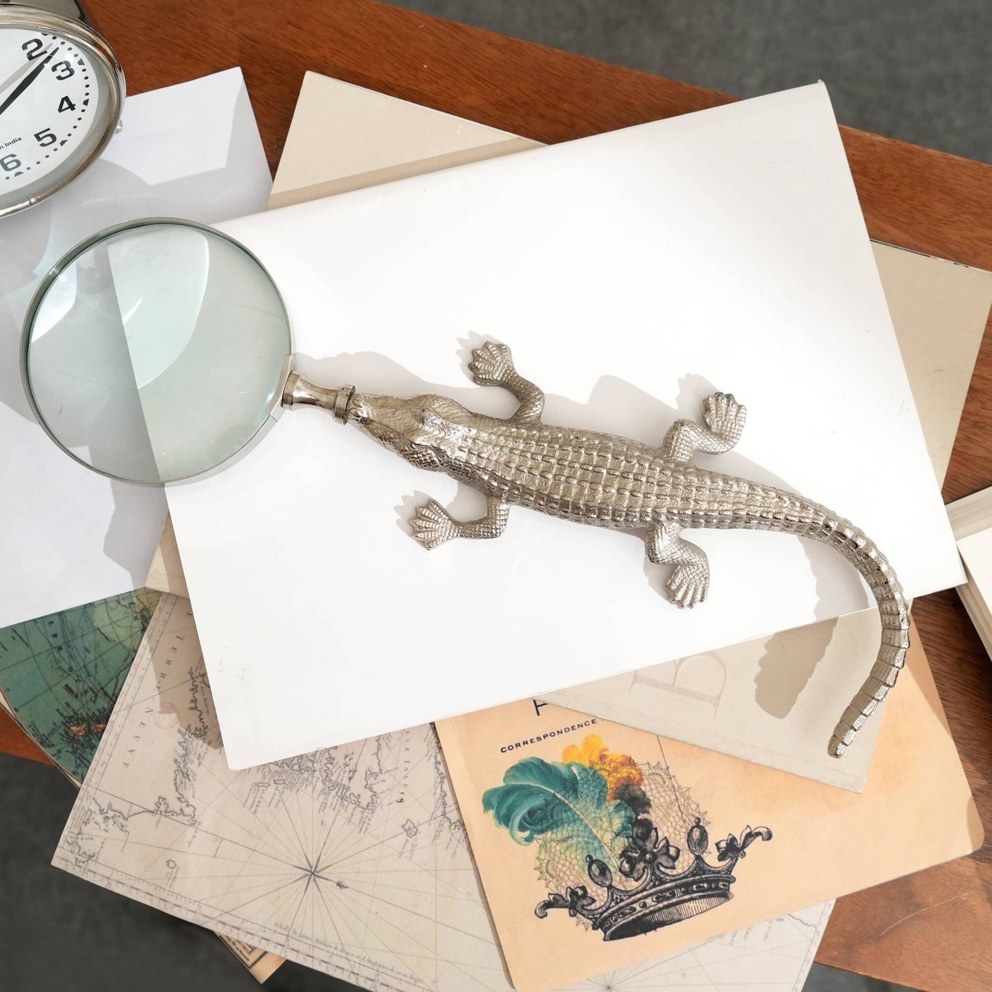 TrenDec - Alligator Handle Magnifying Glass