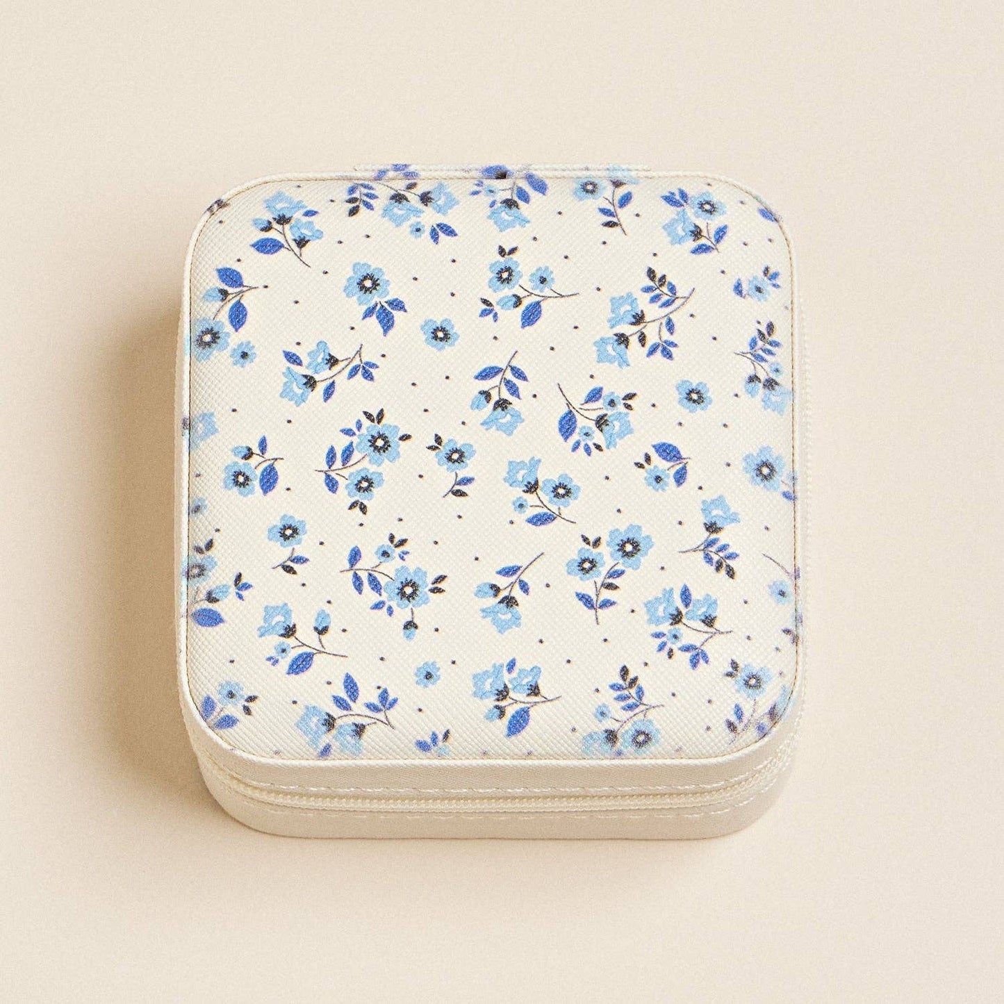 Lilla Haven - Blue Flower Pattern Jewelry Box -Travel Size