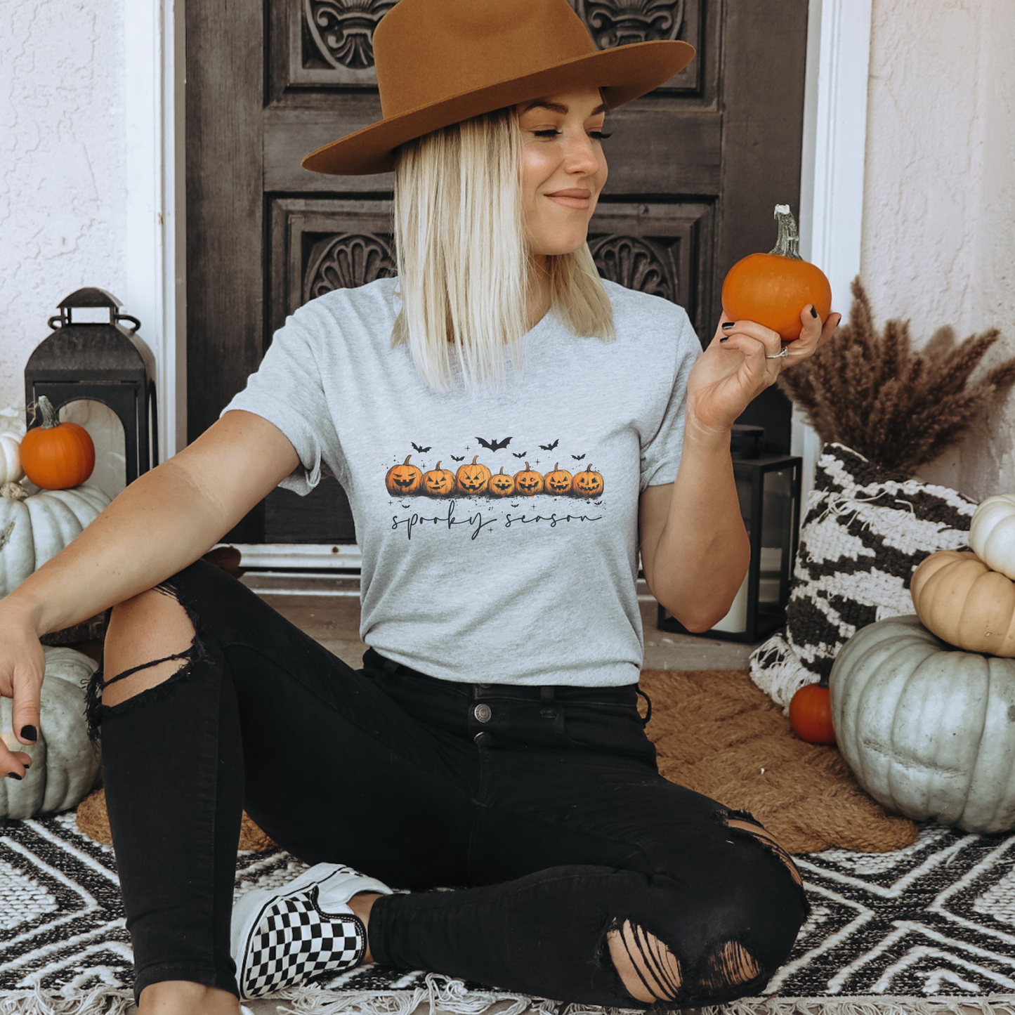 Trendznmore - Spooky Season Jack-o-Lantern Halloween Graphic T-Shirt