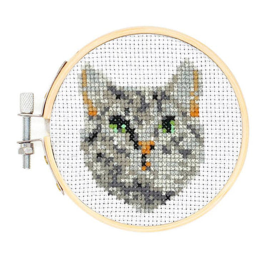 Kikkerland Design Inc - Mini Cross Stitch Embroidery Cat Kit
