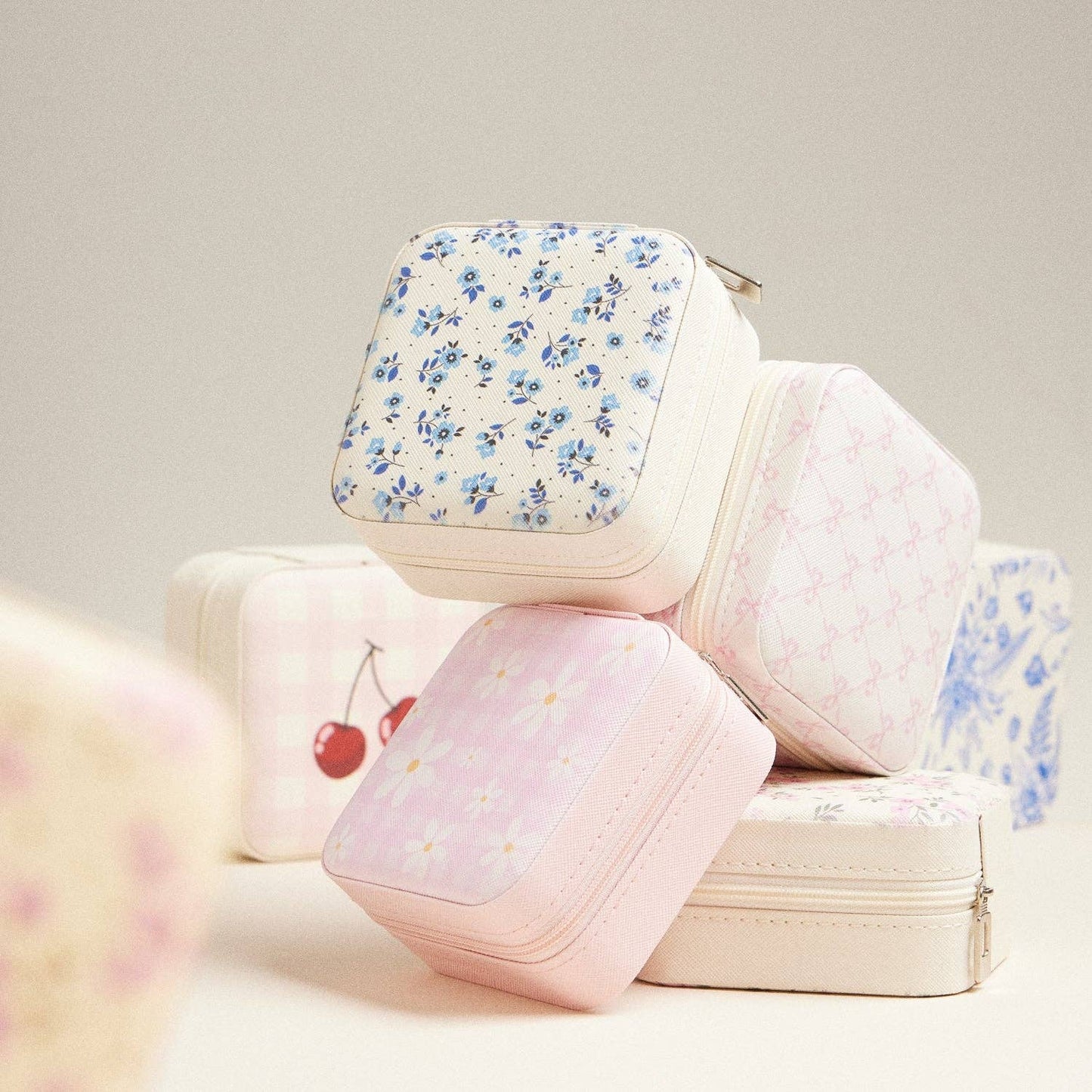 Lilla Haven - Blue Blossom Jewelry Box -Travel size