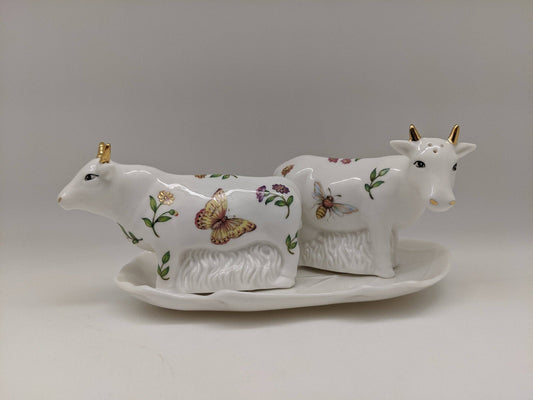 Green Pastures Wholesale - Elegant 14K Porcelain Cow Salt and Pepper Shaker
