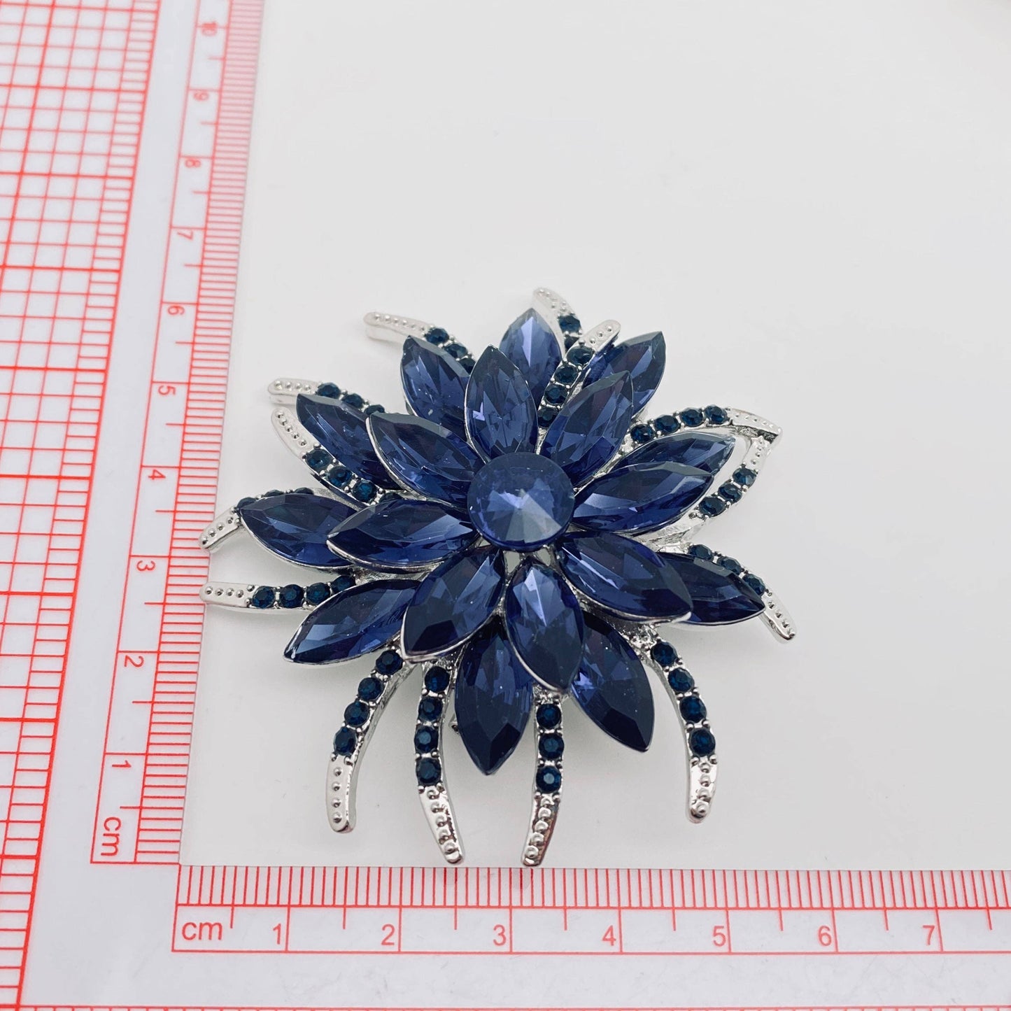 Mio Queena - Blue Snowflake Brooch