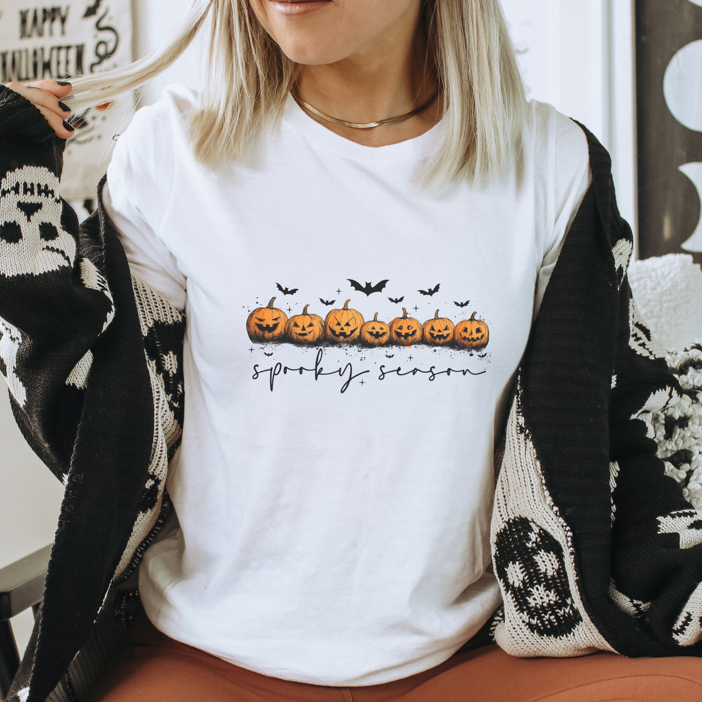 Trendznmore - Spooky Season Jack-o-Lantern Halloween Graphic T-Shirt