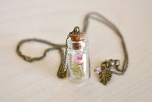 Load image into Gallery viewer, Enchanted Leaves - 20&quot; Daisy Terrarium Garden Bottle Necklace: Light Pink Flower
